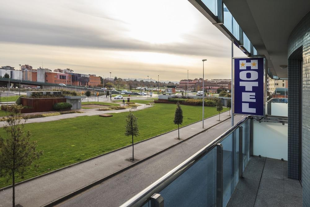 Hotel La Polar Gijon Exterior photo